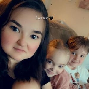 Meet your Posher, Lexie